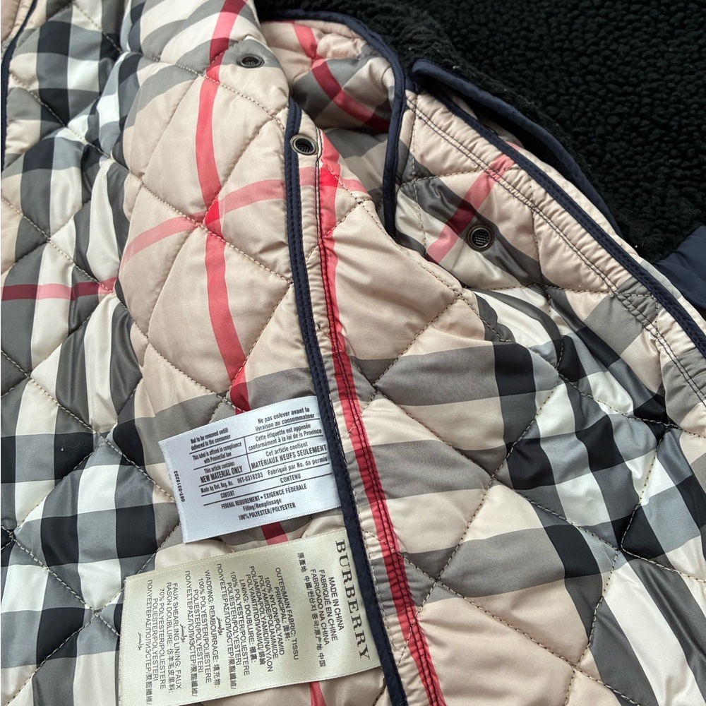 Burberry lDark Blue Quilted Pea Coat Car jacket with Black Shearling Collar L - Picture 9 of 12